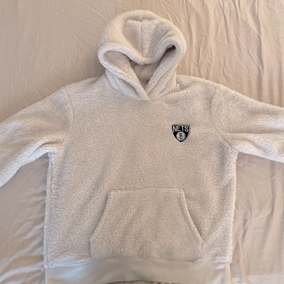 SOLD Brooklyn Nets Tailgate Winter Sherpa Hoodie - Picture 1 of 5
